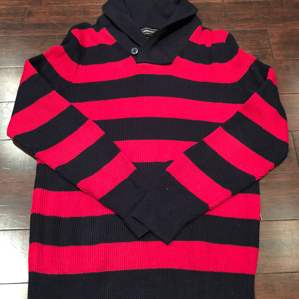 EXPRESS Pull Over Sweater